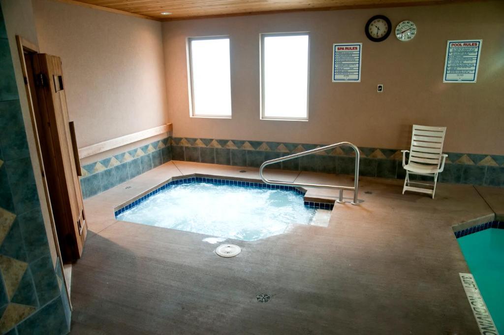 Fortune Motel Камлупс Экстерьер фото